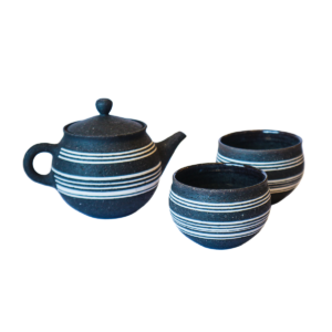 Sikho Mququ | Teapot set with round lid